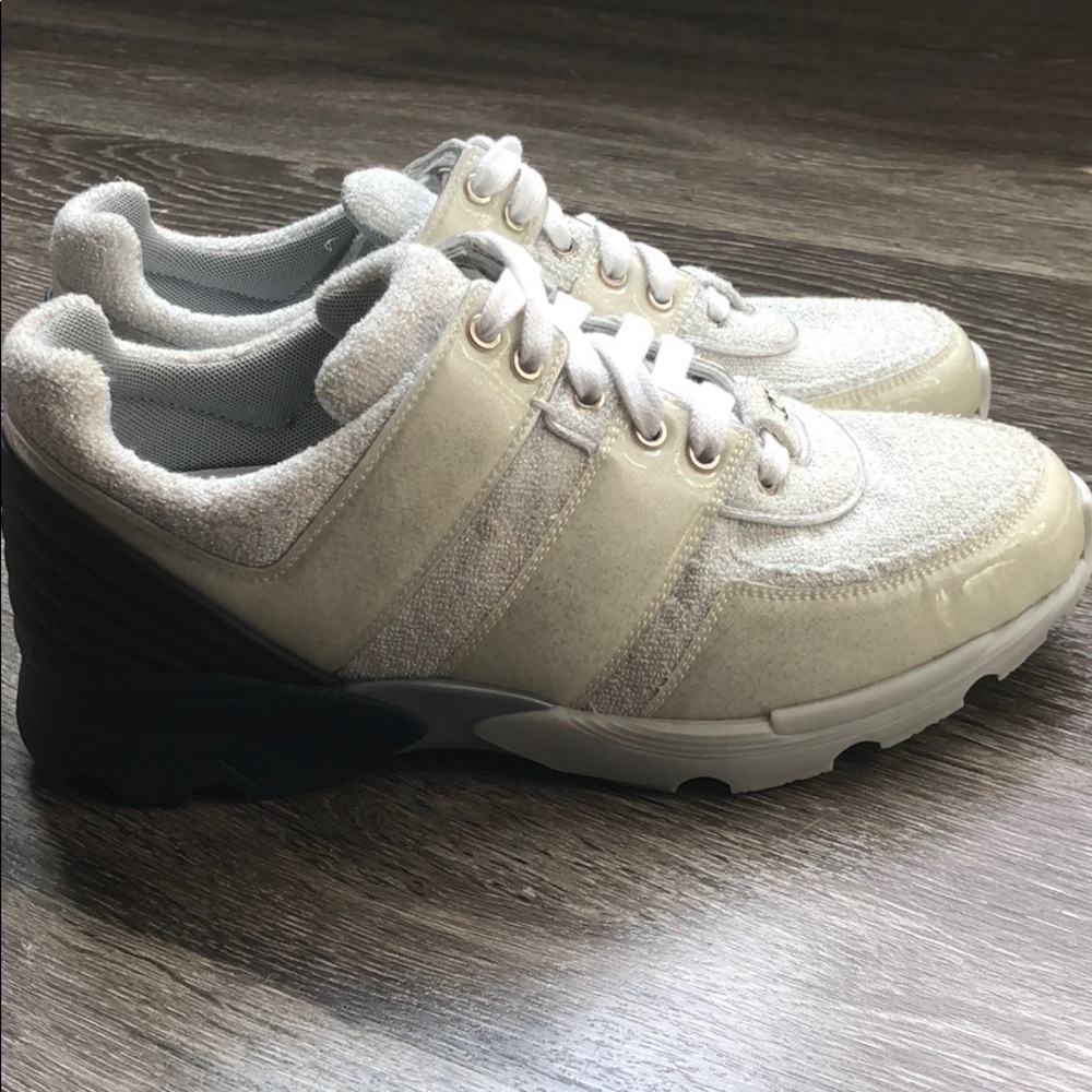 Men’s Chanel Sneakers, Sz42 - Picture 6 of 7
